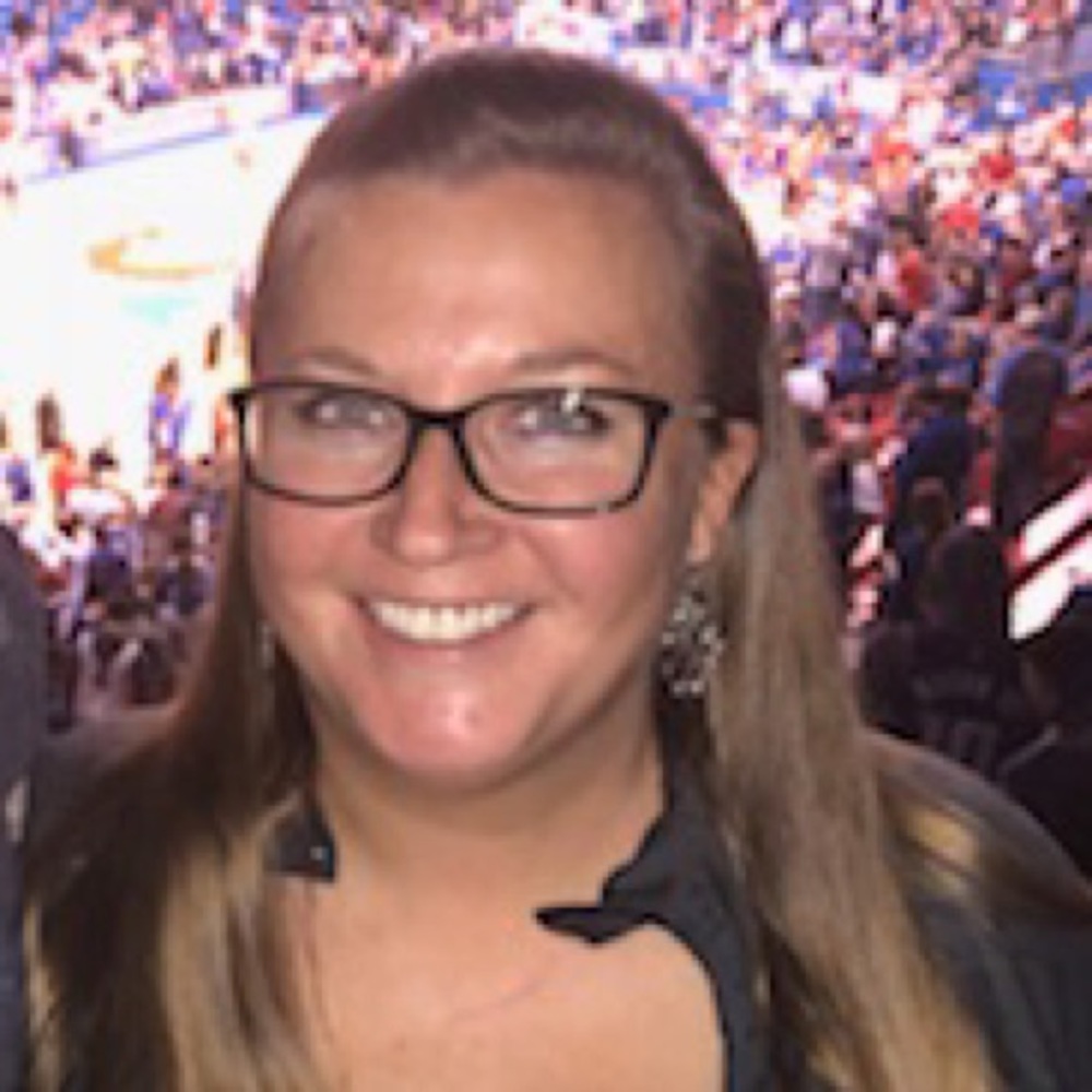 Meet your Posher, Stefanie